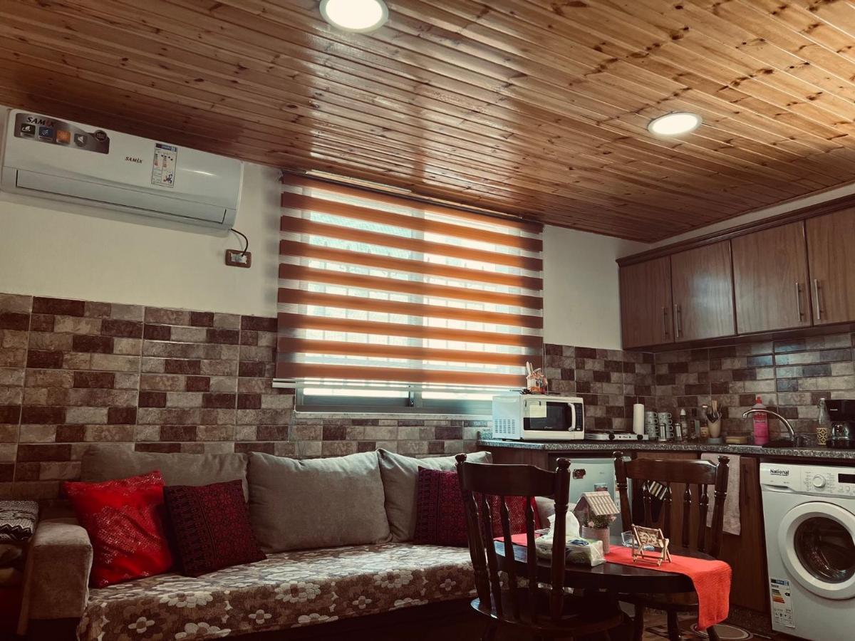 Ibn Khaldoon Homestay *